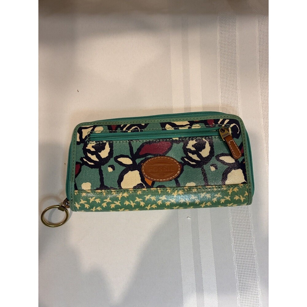 FOSSIL Key Per Zip Around Wallet Clutch Turquoise Blue Floral Coated Canvas